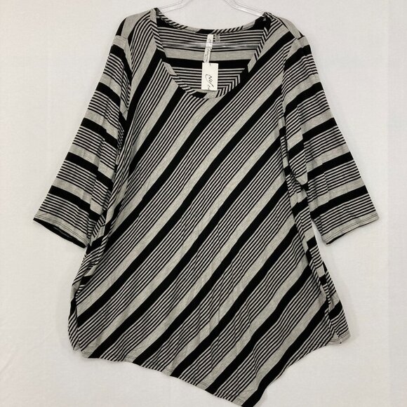 NWT NY Collection 3X Black Gray Striped Asymmetric 3/4 Sleeve Stretch Top - Picture 1 of 9